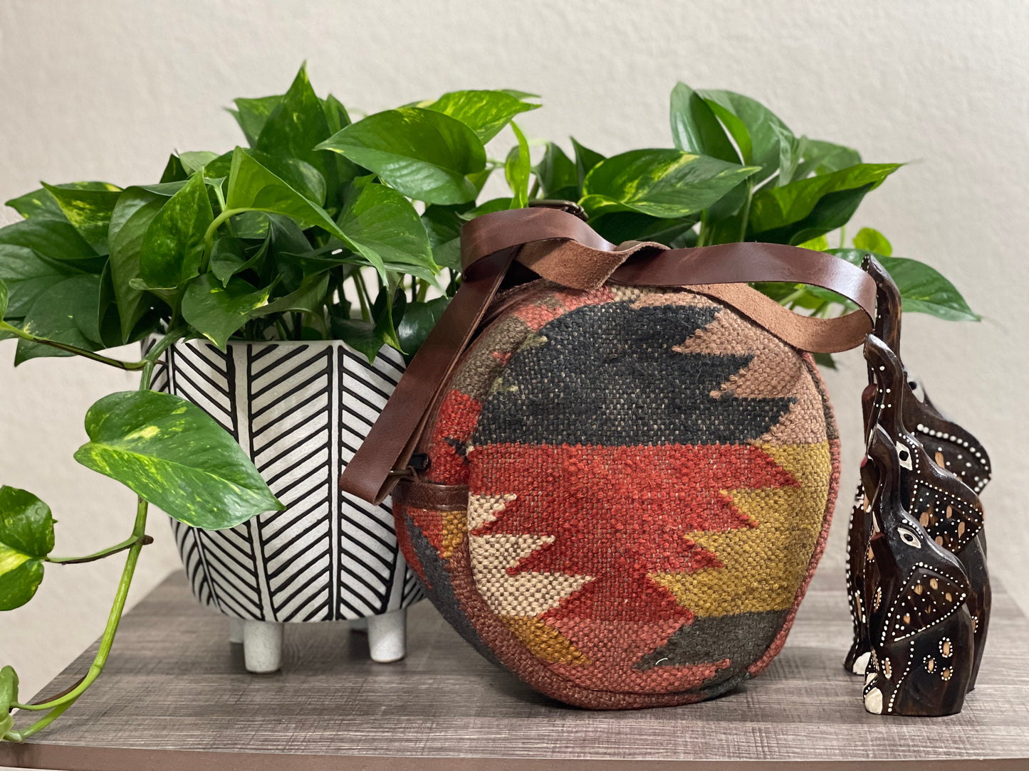 Jute Round Crossbody Bag